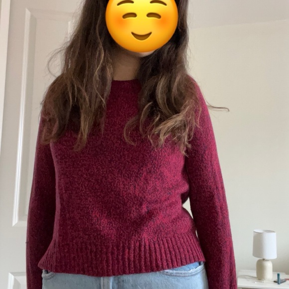 H&M Red Semi Cropped Sweater Long Sleeve - Picture 1 of 5